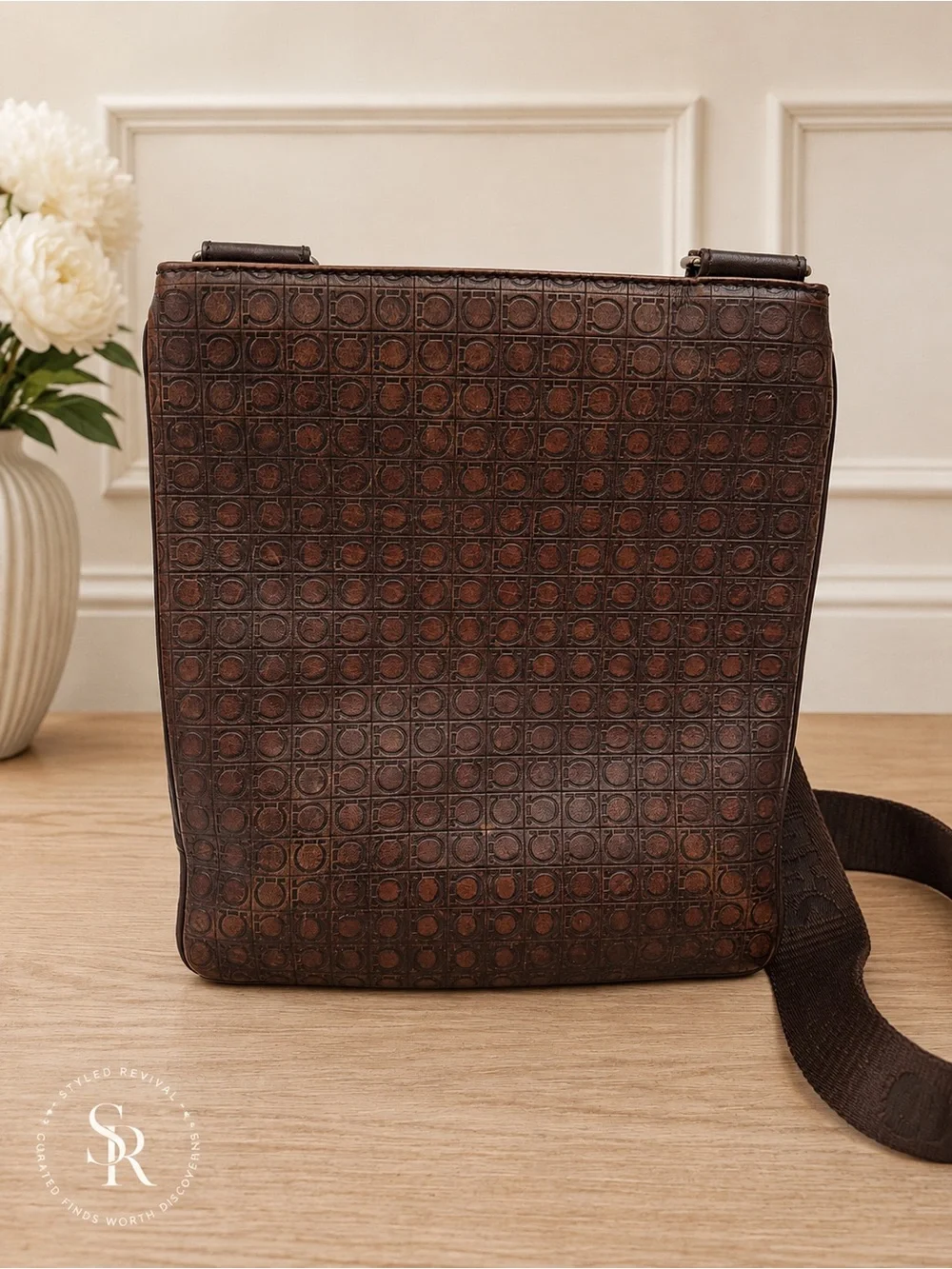 Salvatore Ferragamo Gamma Gancini Leather Crossbody Messenger Bag Brown Unisex